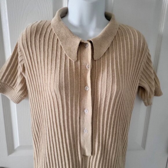Rue Stiic Ribbed Knit Short-Sleeve Button-Up Beige Romper With Collar/ M - Picture 5 of 9